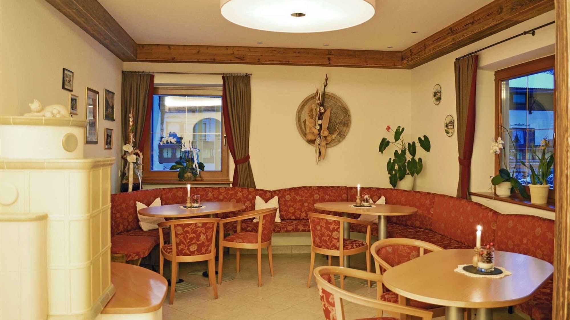 Hotel Trenker 브라이에스 외부 사진