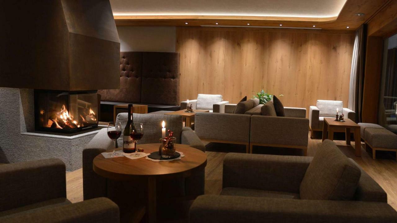 Hotel Trenker 브라이에스 외부 사진