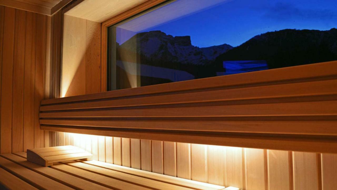 Hotel Trenker 브라이에스 외부 사진
